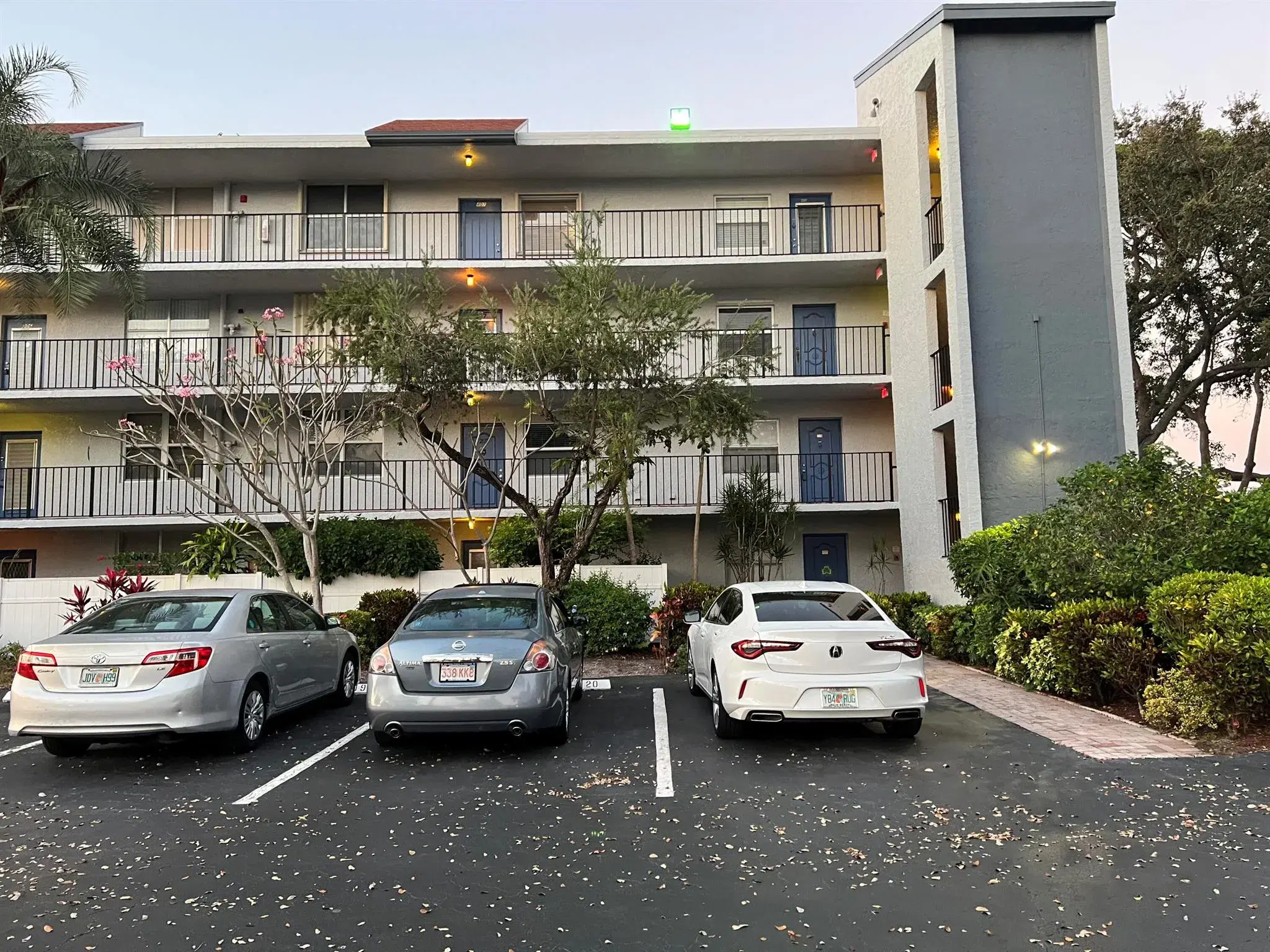 Picture of 14701 Cumberland Drive 2080, Delray Beach, FL 33446