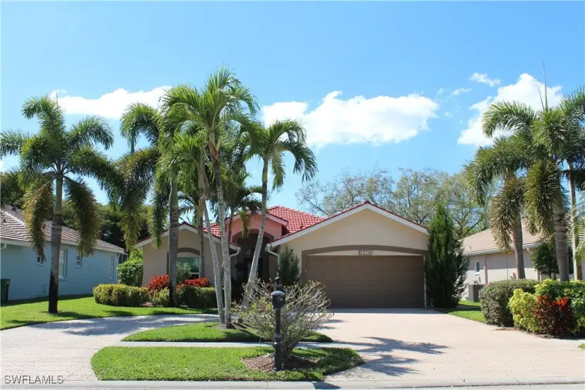 Picture of 2276 Heritage Greens Dr, Naples FL 34119