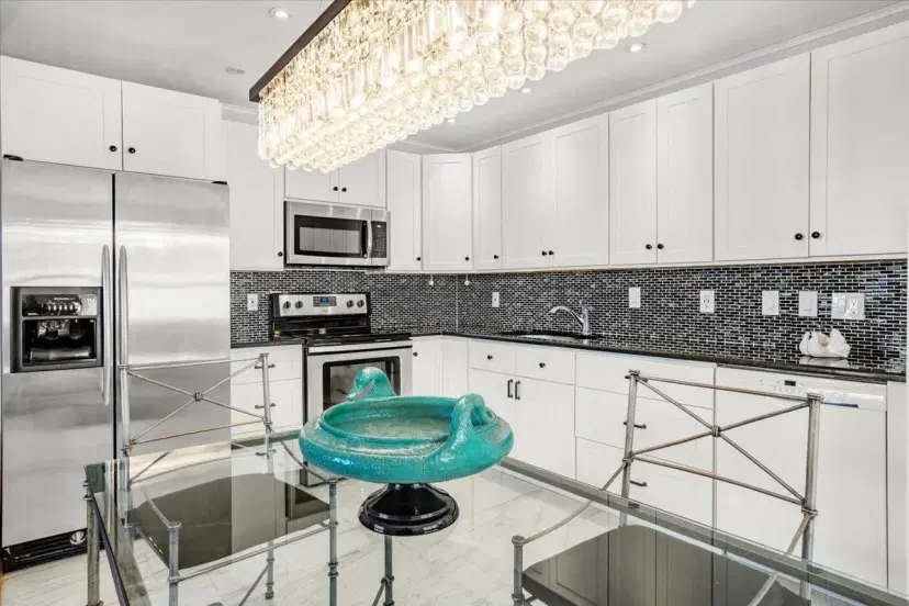 Picture of 15 Seville Drive A, Delray Beach FL 33446