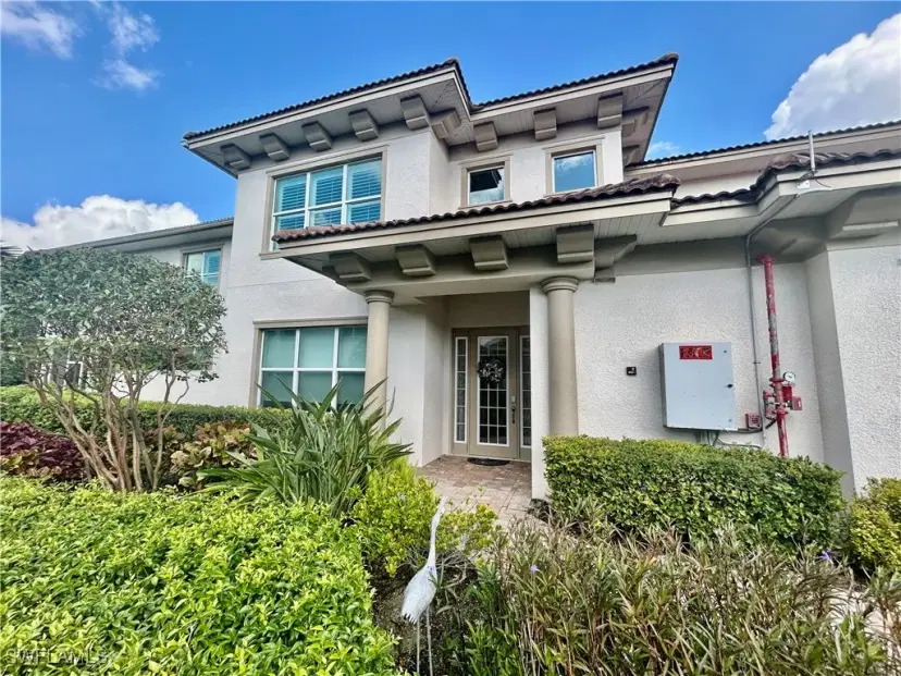 Picture of 7813 Hawthorne Dr 2403, Naples FL 34113