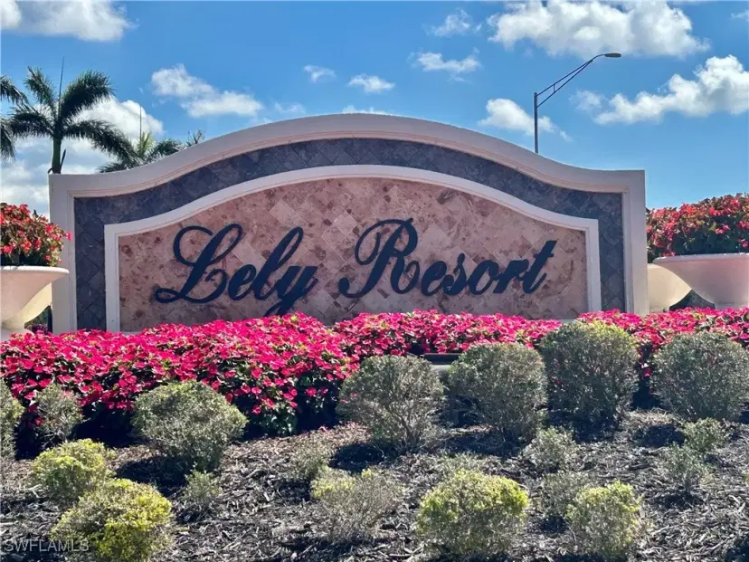 Picture of 7813 Hawthorne Dr 2403, Naples FL 34113