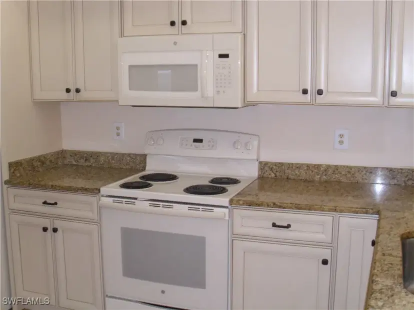 Picture of 5045 Cedar Springs Dr 103, Naples FL 34110