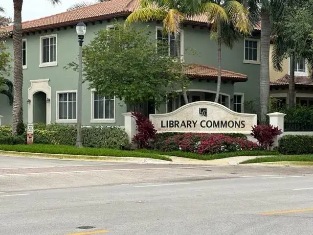 Picture of 105 NW Gardner St, Boca Raton FL 33432