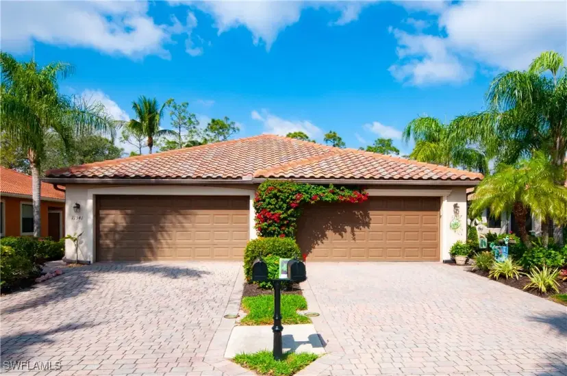 Picture of 11341 Red Bluff Ln, Fort Myers FL 33912
