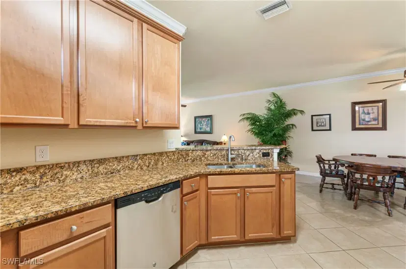 Picture of 11341 Red Bluff Ln, Fort Myers FL 33912