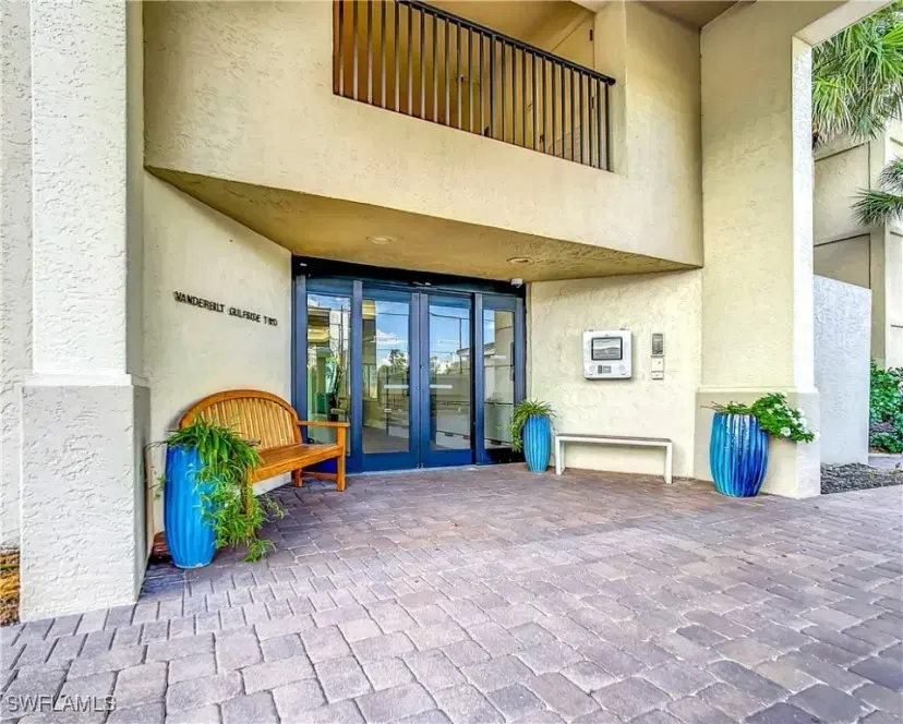 Picture of 10851 Gulf Shore Dr 1004, Naples FL 34108