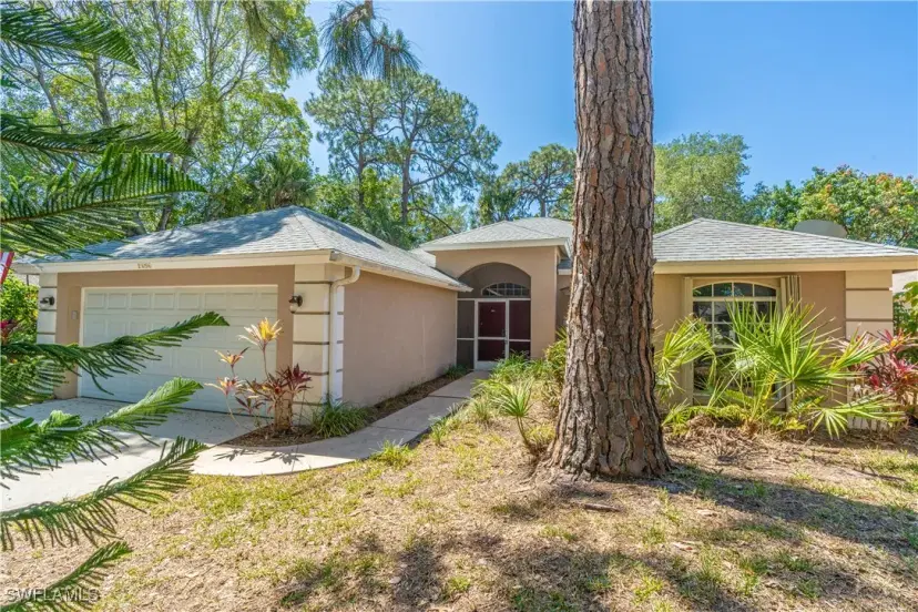 Picture of 2656 River Reach Dr, Naples FL 34104