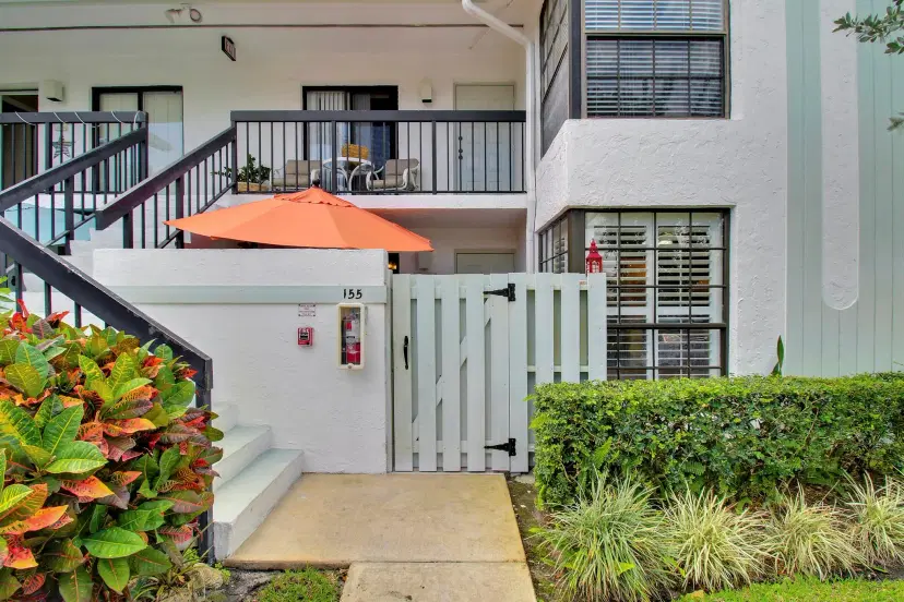 Picture of 1405 S Federal Highway 155, Delray Beach FL 33483