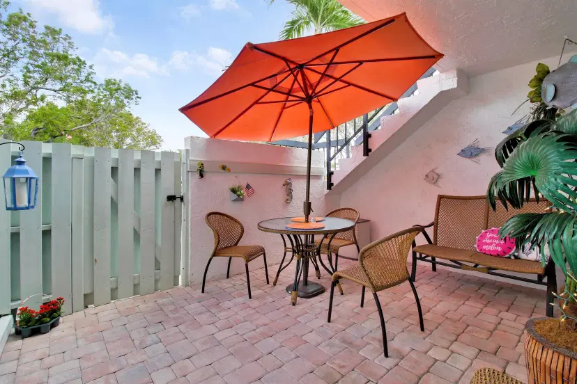 Picture of 1405 S Federal Highway 155, Delray Beach FL 33483