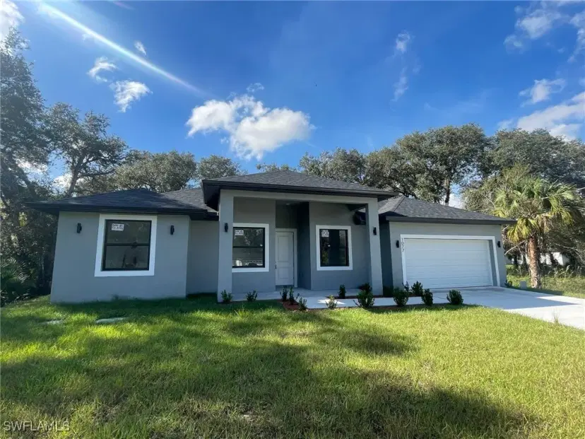 Picture of 7007 Berwick Cir, Labelle FL 33935