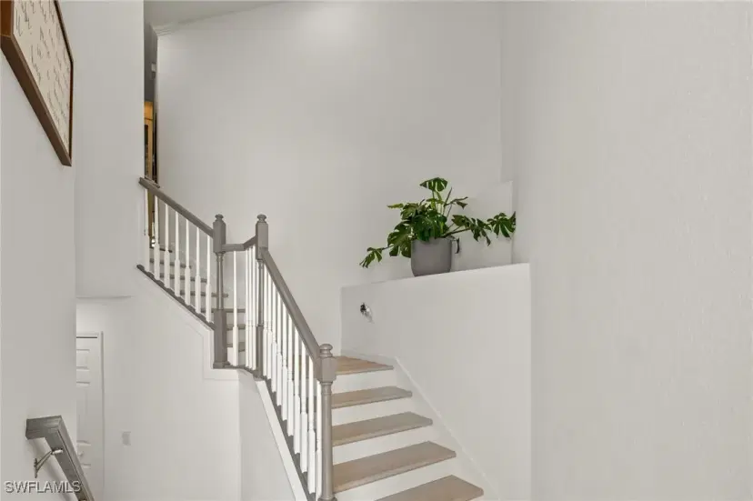 Picture of 12035 Hawthorn Lake Dr 201, Fort Myers FL 33913