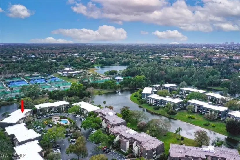 Picture of 1672 Spoonbill Ln 1672, Naples FL 34105