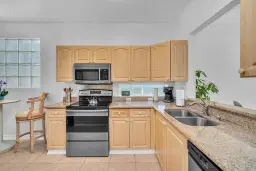 Picture of 10387 NW 7Th St, Coral Springs, FL 33071