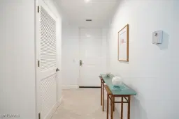 Picture of 965 Sandpiper St J107, Naples, FL 34102