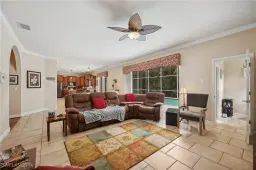 Picture of 4897 Berkeley Dr, Naples, FL 34112