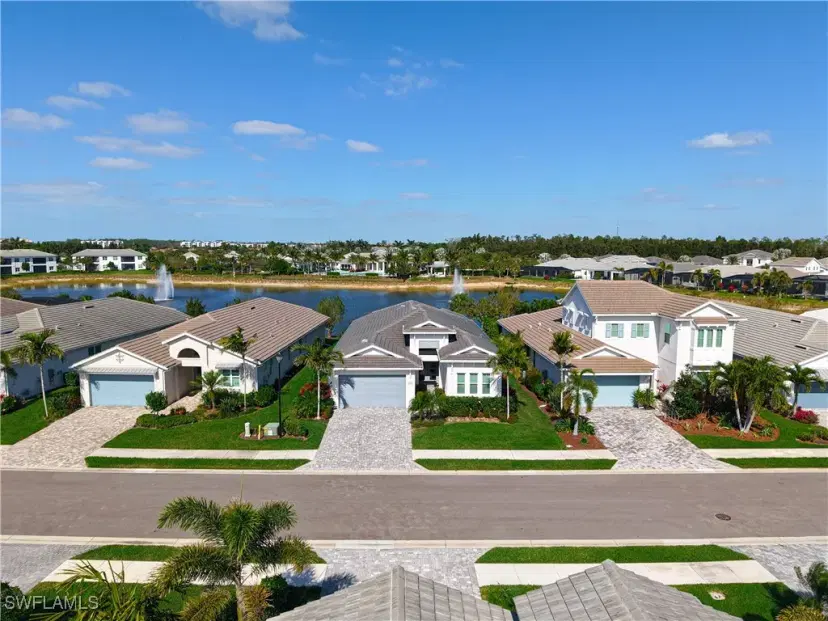 Picture of 8909 Redonda Dr, Naples FL 34114