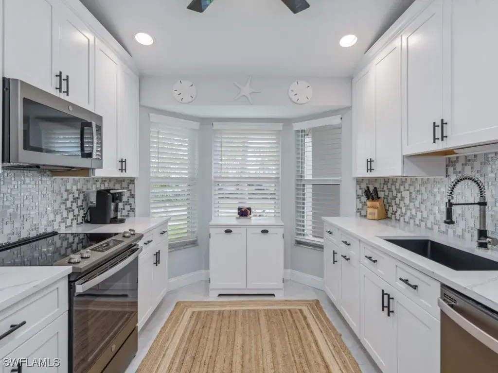 Picture of 1690 Briarwood Ct, Marco Island, FL 34145
