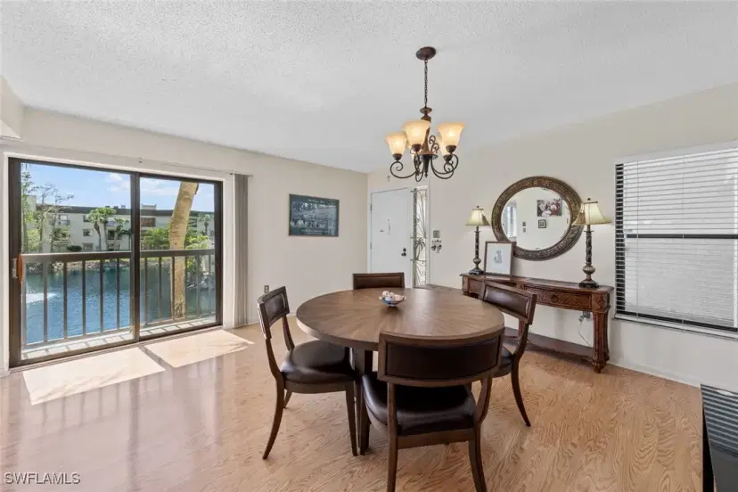 Picture of 6979 Winkler Rd 122, Fort Myers FL 33919