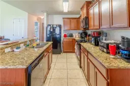 Picture of 1045 NE 2Nd St, Cape Coral, FL 33909
