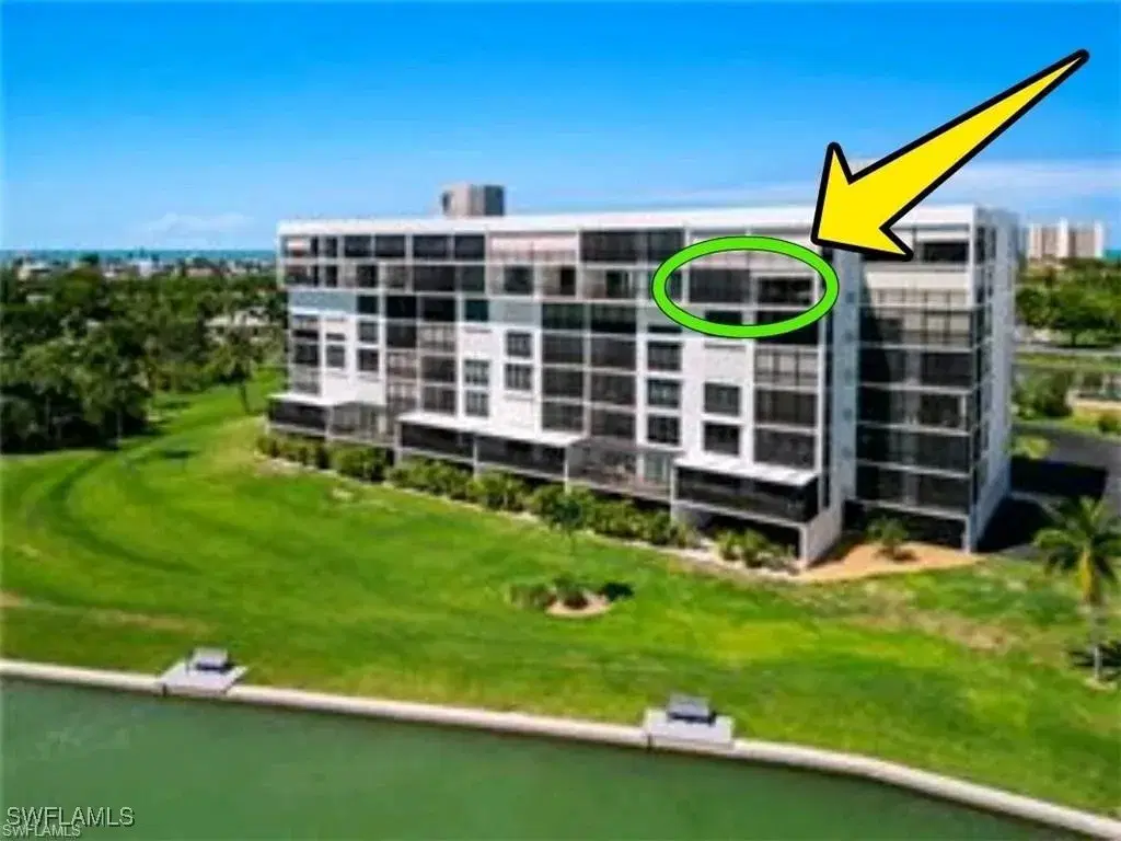 Picture of 4253 Bay Beach Ln B-6, Fort Myers Beach, FL 33931