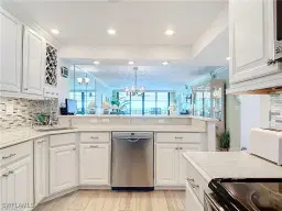 Picture of 4253 Bay Beach Ln B-6, Fort Myers Beach, FL 33931