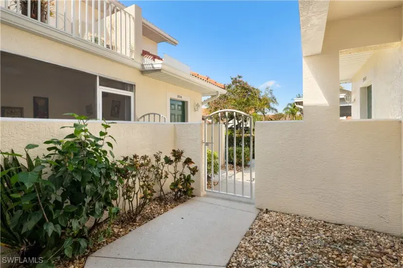 Picture of 5430 Worthington Ln 103, Naples FL 34110