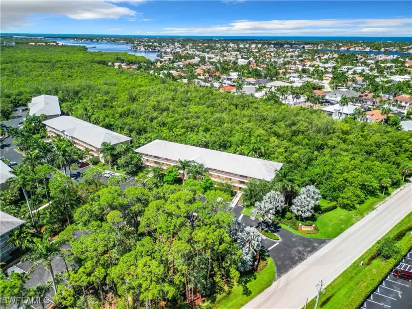 Picture of 3001 Sandpiper Bay Cir B202, Naples FL 34112