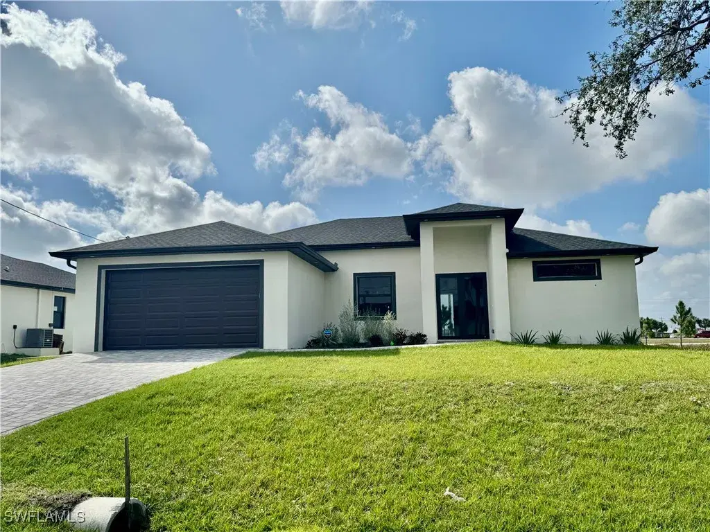 Picture of 1514 NW 31St Pl, Cape Coral, FL 33993