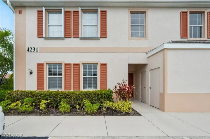 Picture of 4231 Liron Ave 101, Fort Myers FL 33916