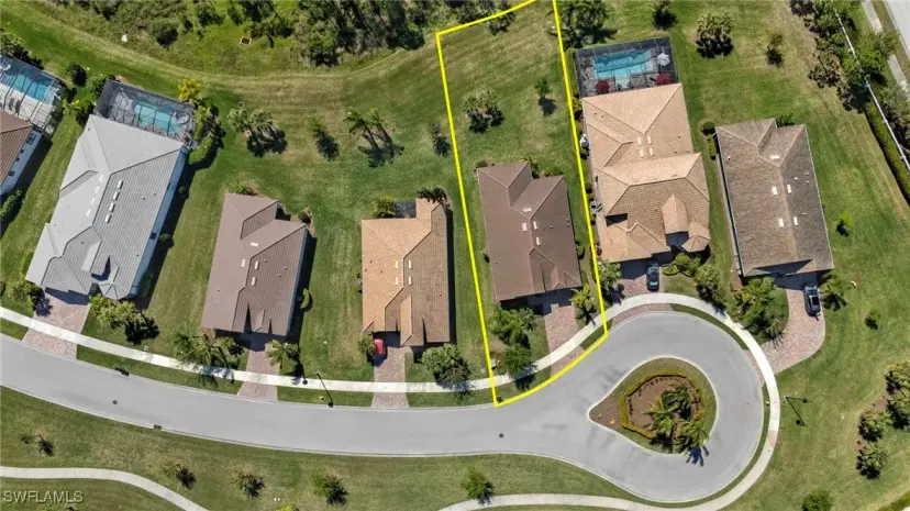 Picture of 12108 Sussex St, Fort Myers FL 33913
