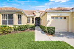Picture of 8770 Stockbridge Dr, Fort Myers, FL 33908