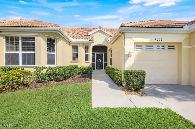 Picture of 8770 Stockbridge Dr, Fort Myers FL 33908