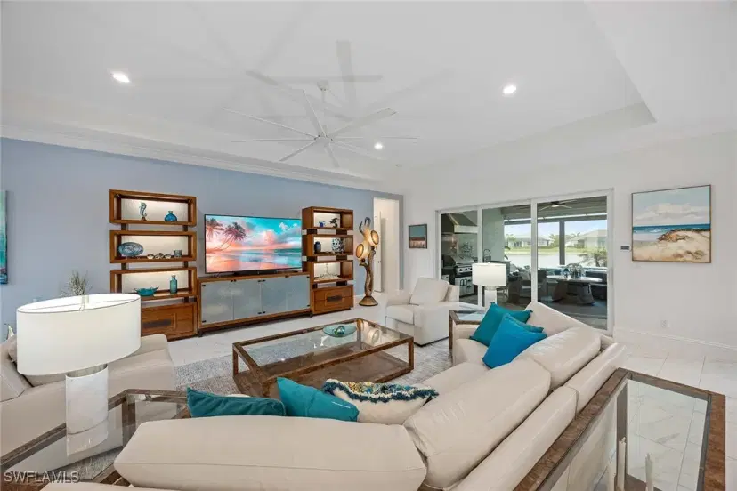 Picture of 14386 Laguna Springs Ln, Naples FL 34114