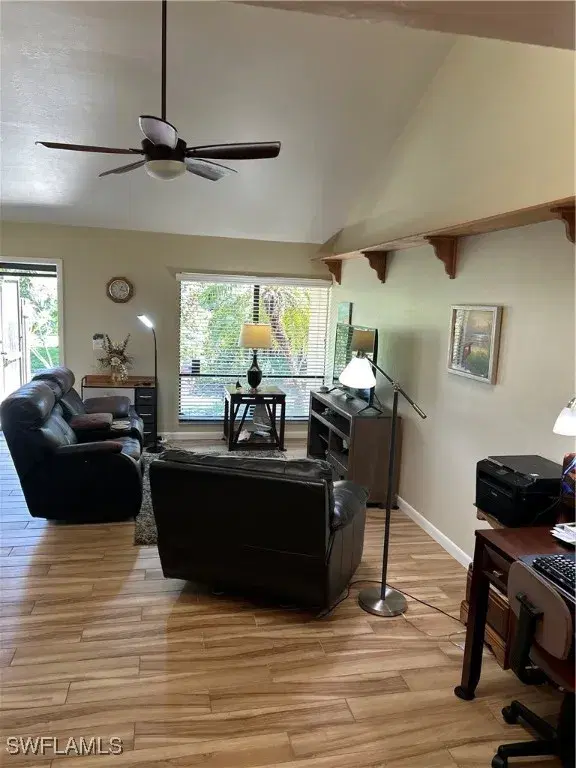 Picture of 1861 Crystal Dr 16, Fort Myers FL 33907