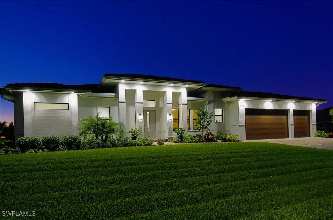 Picture of 11728 Lady Anne Cir, Cape Coral, FL 33991