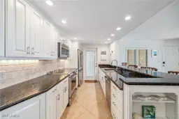 Picture of 3000 Gulf Shore Blvd N 207, Naples, FL 34103