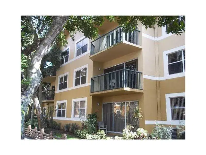 Picture of 8701 Wiles Road 305, Coral Springs FL 33067
