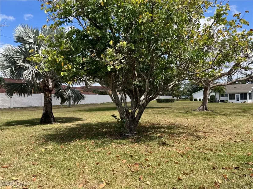 Picture of 1237 Myerlee Country Club Blvd, Fort Myers FL 33919