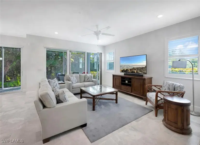 Picture of 2542 Seychelles Dr 704, Naples FL 34112