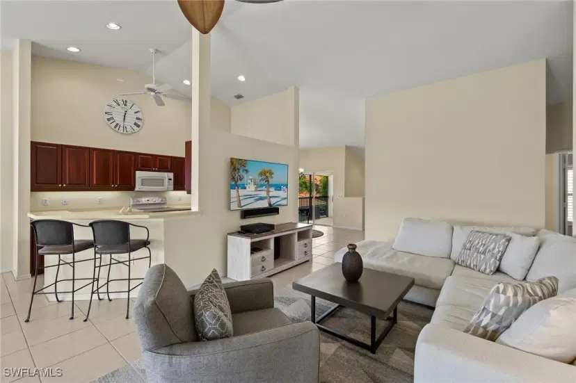 Picture of 5240 Birmingham Dr 202, Naples FL 34110