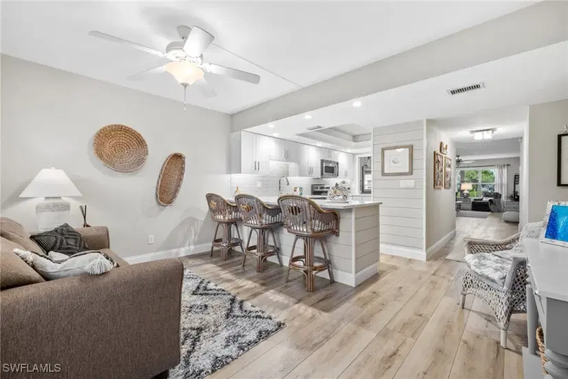 Picture of 4012 SE 12Th Ave 108, Cape Coral FL 33904