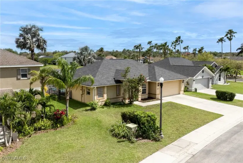 Picture of 18401 Pine Nut Ct, Lehigh Acres FL 33972