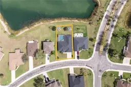 Picture of 18401 Pine Nut Ct, Lehigh Acres, FL 33972