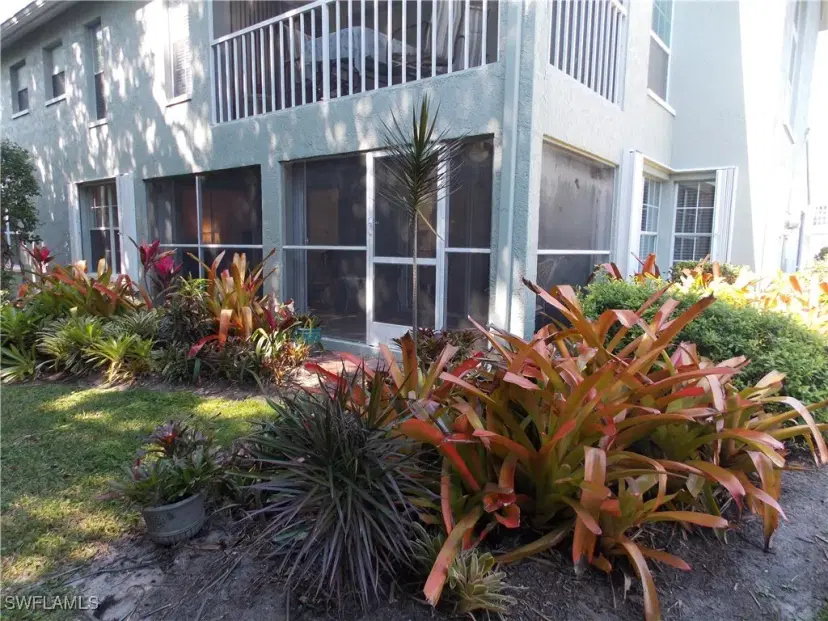 Picture of 2107 Tama Cir 101, Naples FL 34112