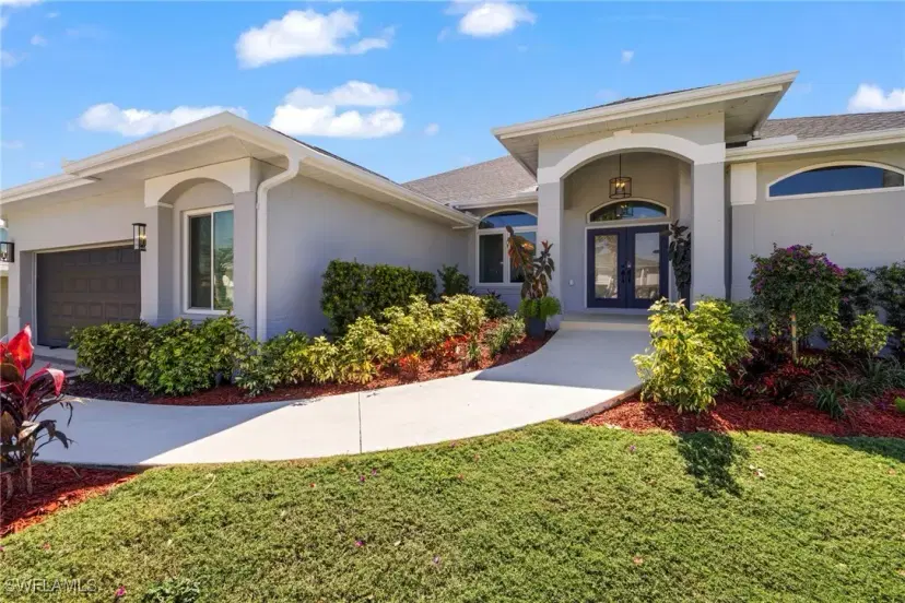 Picture of 4837 Regal Dr, Bonita Springs FL 34134