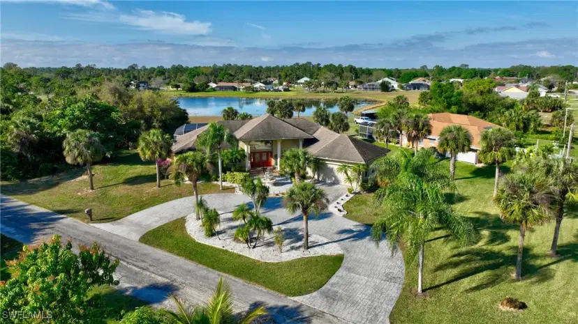Picture of 844 Haskell St E, Lehigh Acres FL 33974
