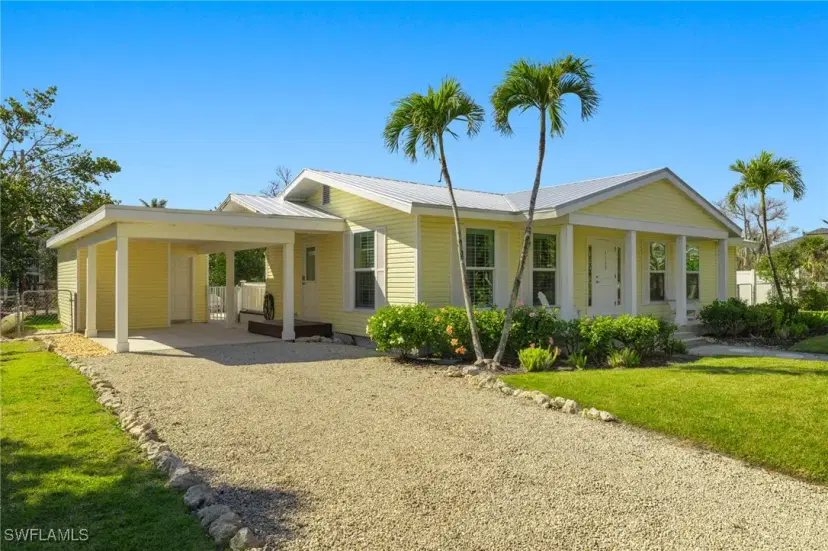Picture of 1139 Buttonwood Ln, Sanibel FL 33957