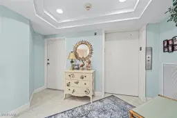 Picture of 2675 Wulfert Rd 3, Sanibel, FL 33957