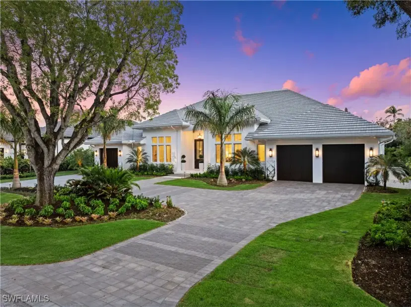 Picture of 580 Coral Dr, Naples FL 34102