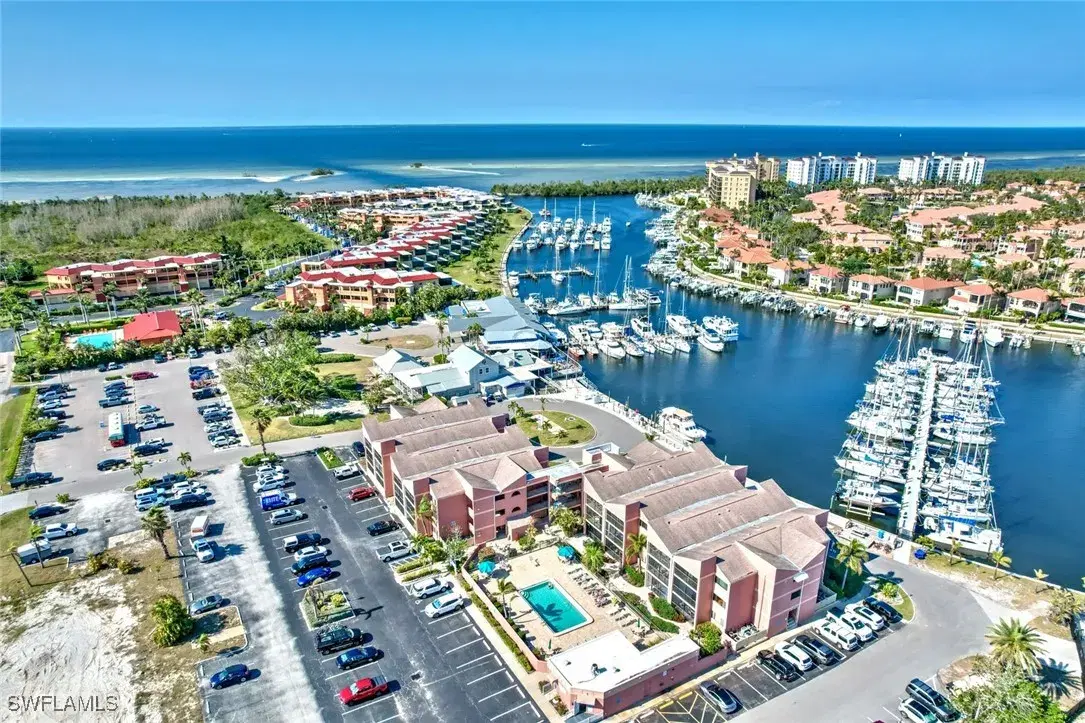 Picture of 3160 Matecumbe Key Rd 212, Punta Gorda, FL 33955